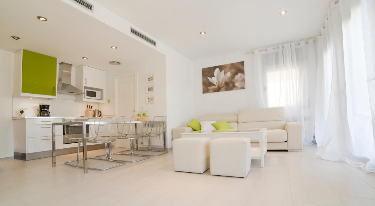 Tranquil Duplex In Sitges, Barcelona,Sea Views, Parking, Terrace Apartment Exterior foto