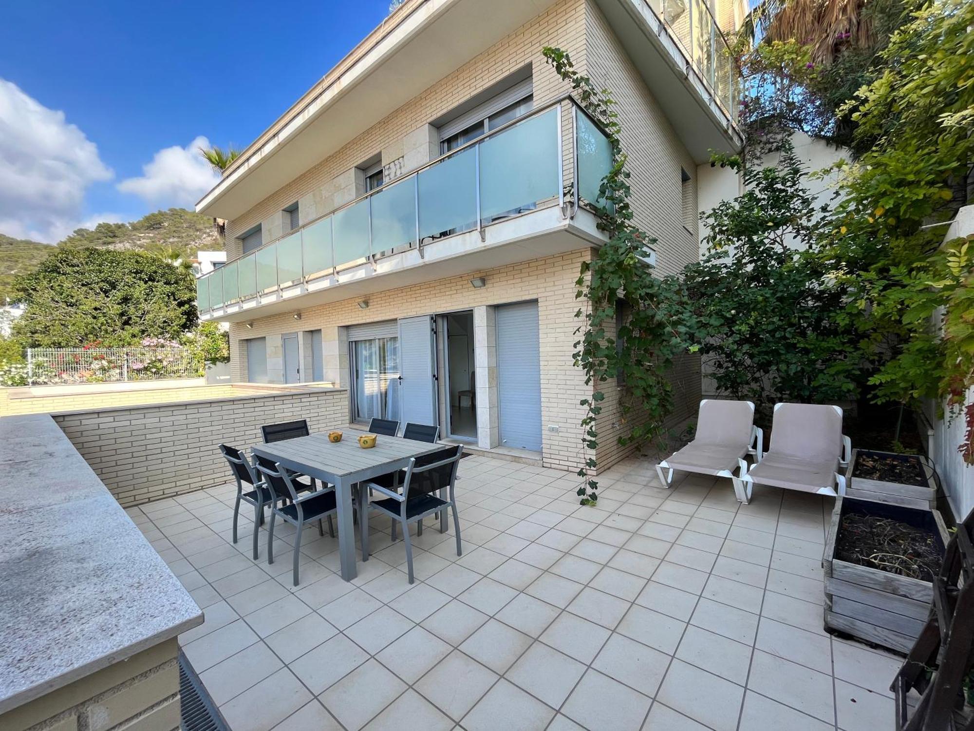 Tranquil Duplex In Sitges, Barcelona,Sea Views, Parking, Terrace Apartment Exterior foto