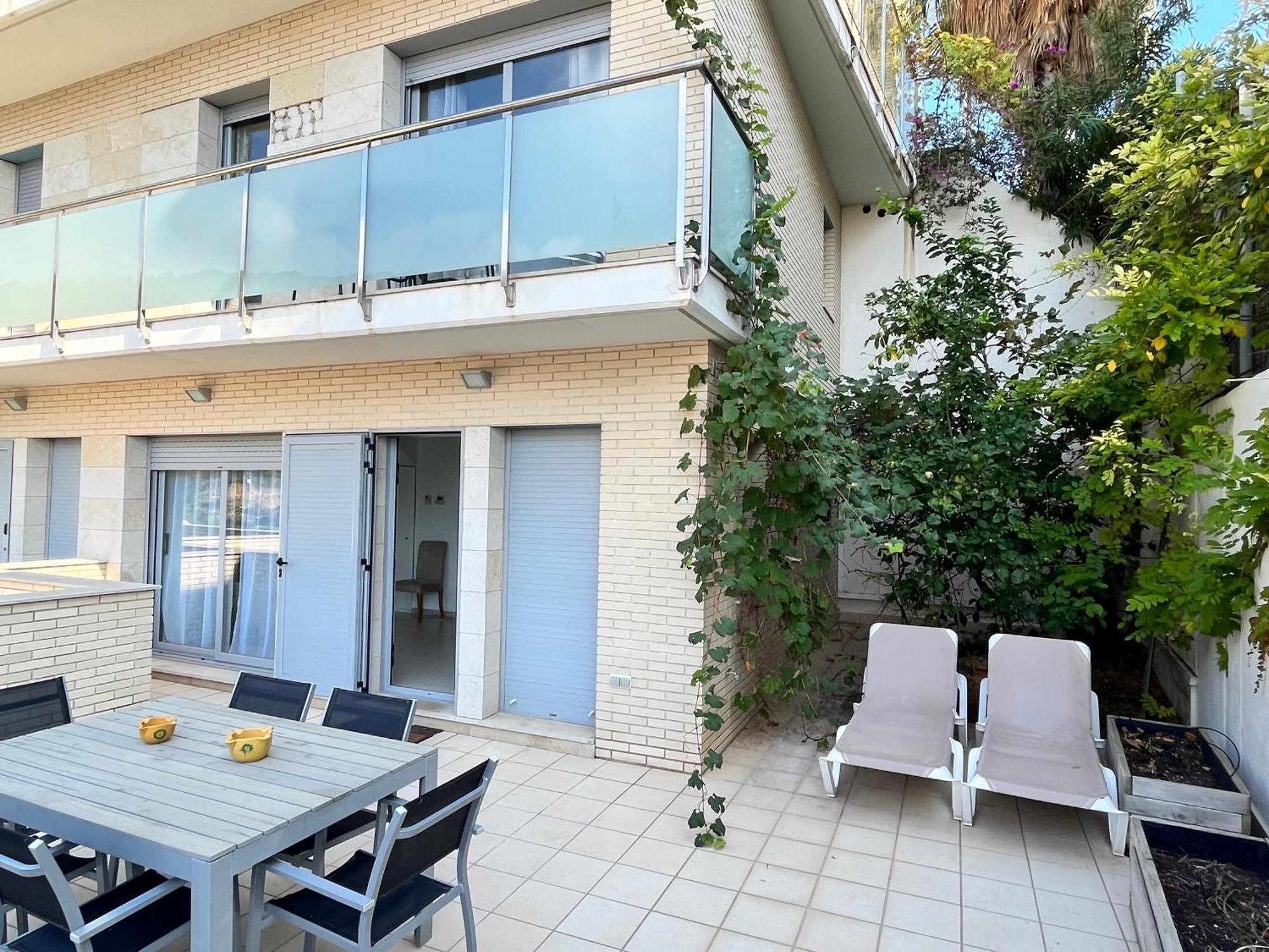 Tranquil Duplex In Sitges, Barcelona,Sea Views, Parking, Terrace Apartment Exterior foto